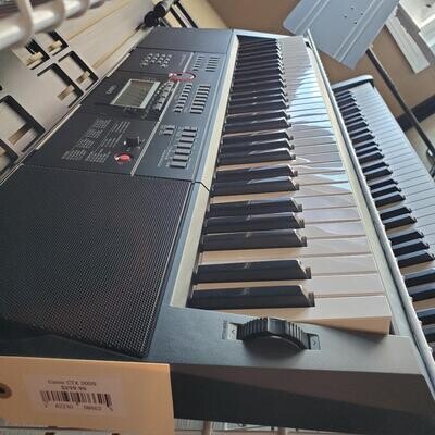 Casio CTX 3000 Keyboard