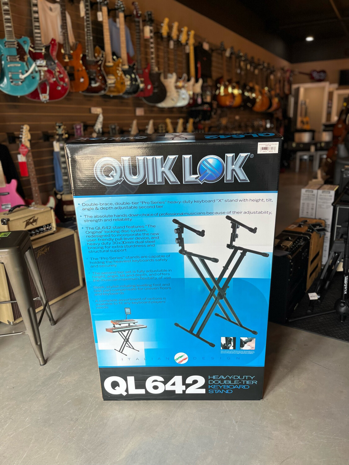Quiklok QL649 Double Tier Piano Stand
