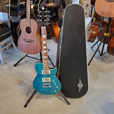 CONSIGNMENT: Reverend Roundhouse With Hardcase (In Store Purchase)