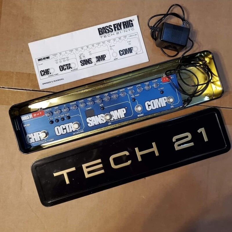 Consignment: Tech 21 Bass Fly Rig(In Store Purchase)