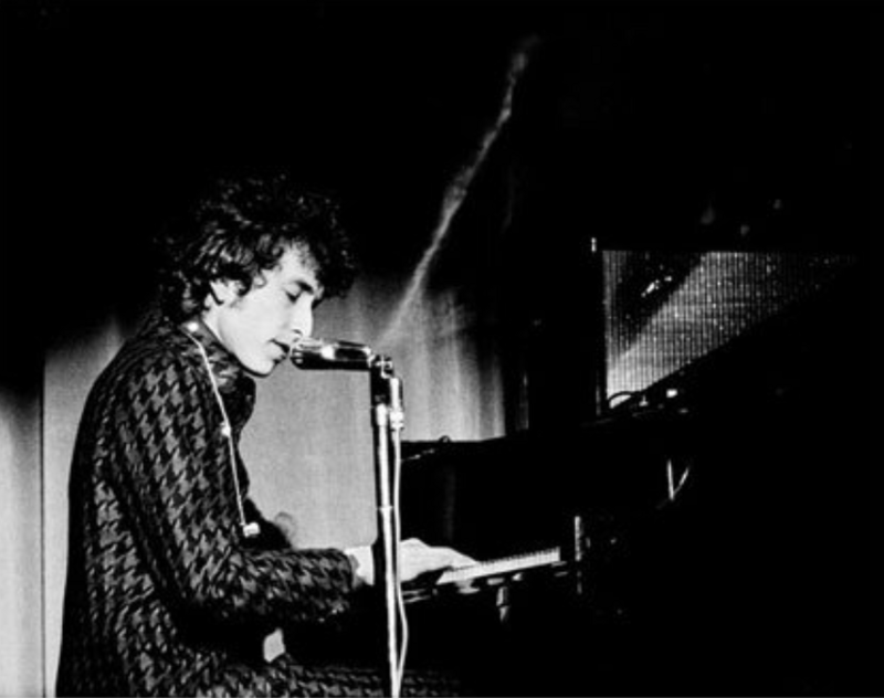 Keenan, Chelsea - Bob Dylan/Piano, Berkeley Concert 11x14 FRAMED