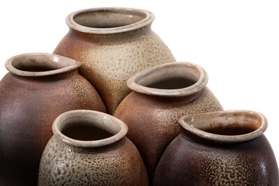 Roger Yee - Nested Vases. Set of 4. Salt fired