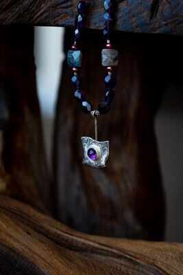 Athens - N17-30 Silver Amethyst Pendant & Beads (pearls, amethyst, labrodite)