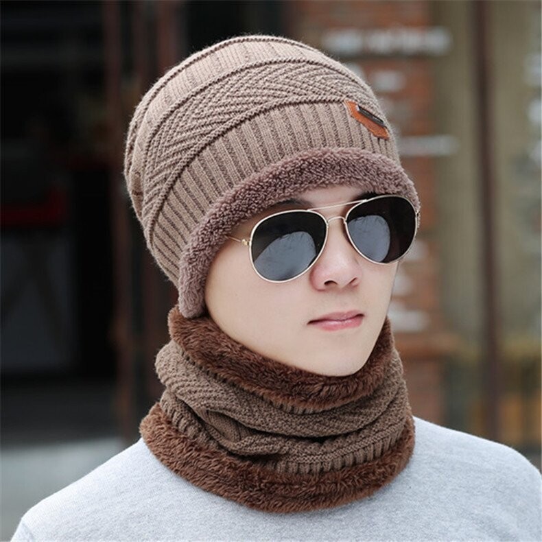 MENS LIGHT BROWN HAT AND SCARF SET