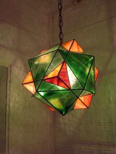 Icosahedron: green- &amp; cream-glass hanging lamp