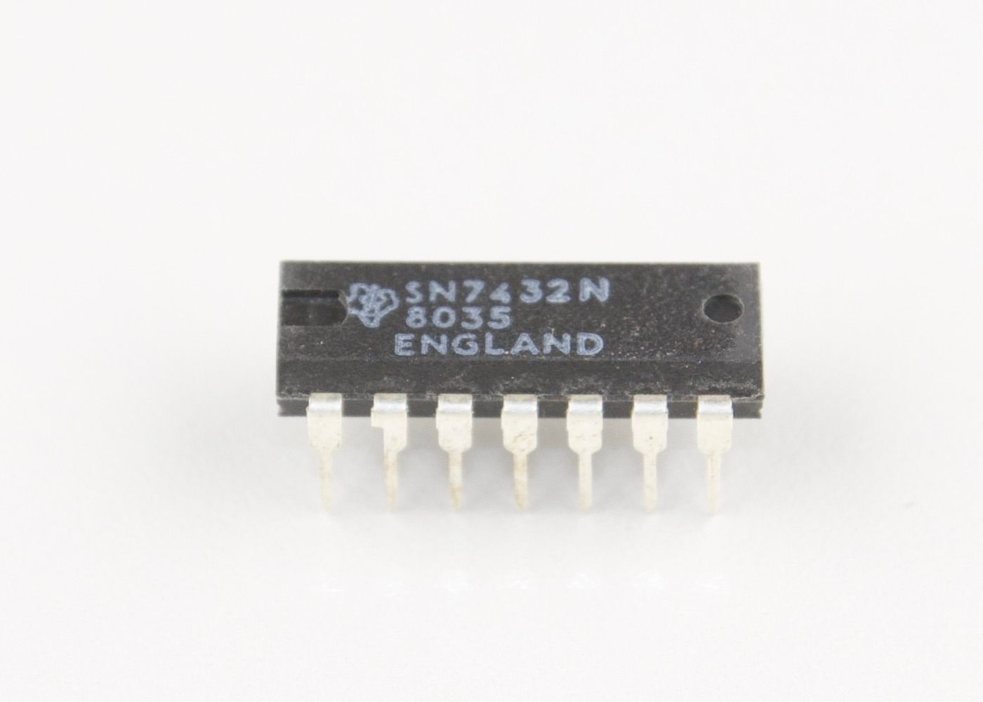 7432 Quad 2-Input OR Gate