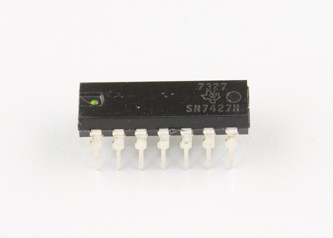 7427 Triple 3-Input NOR Gate