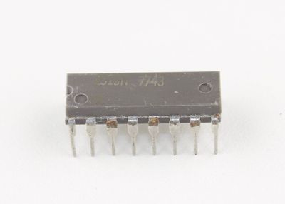 Signetics 2519N 40 Bit Shift Register Signetics 2519N 40 Bit Shift Register