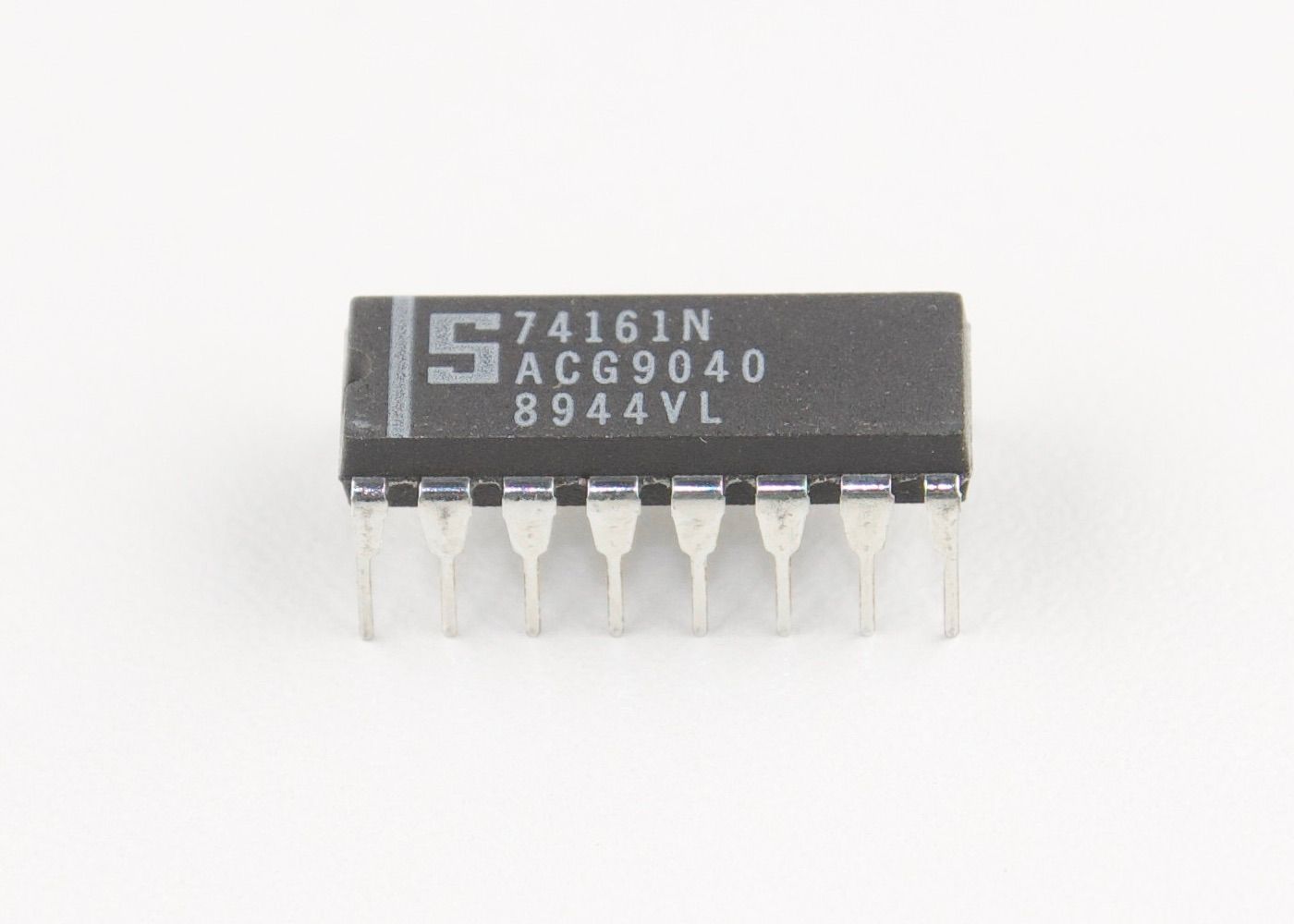 74161 4-Bit Synchronous Binary Counter