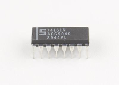 74161 4-Bit Synchronous Binary Counter 74161 4-Bit Synchronous Binary Counter