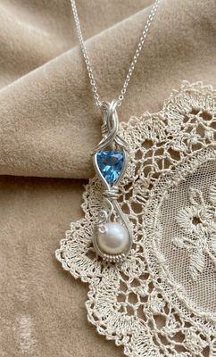 Blue Topaz &amp; Fresh Water Pearl