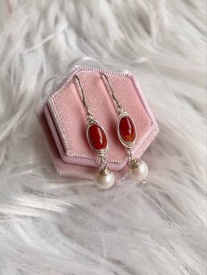 Carnelian &amp; Pearls
