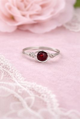 Garnet | Ring