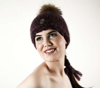 INGRID lue / beanie burgundy exclusive collection.