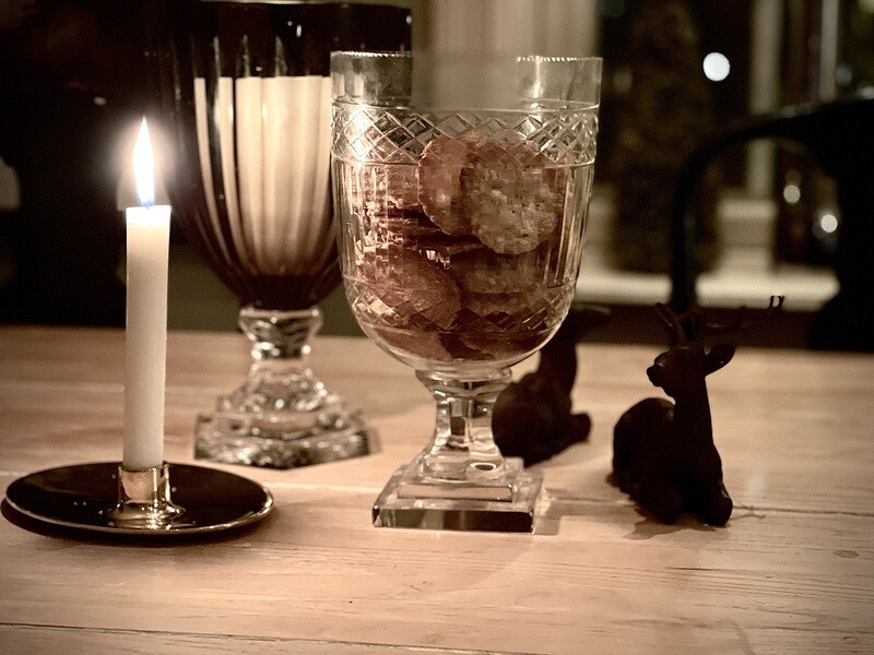 PRAGUE classical faceted glass vase / hurricane lamp / bowl 26 x 14,7 cm.