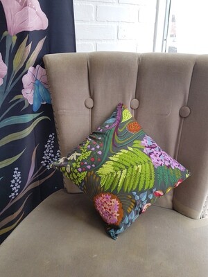 Sew Basic - Sewing Machine Intro, Throw Pillow & Shopping Tote Start Date: Saturday June 11th - 11am-1pm