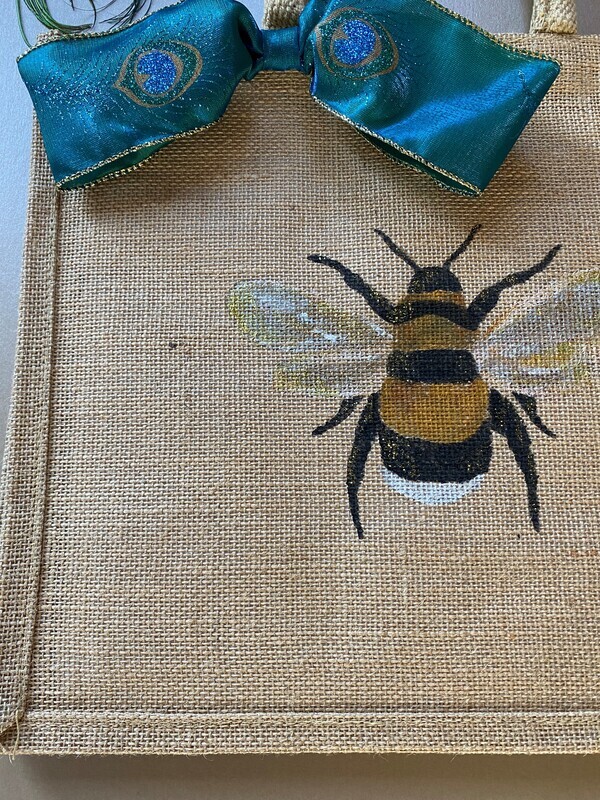 Sustainable Jute Bee Bag Gold