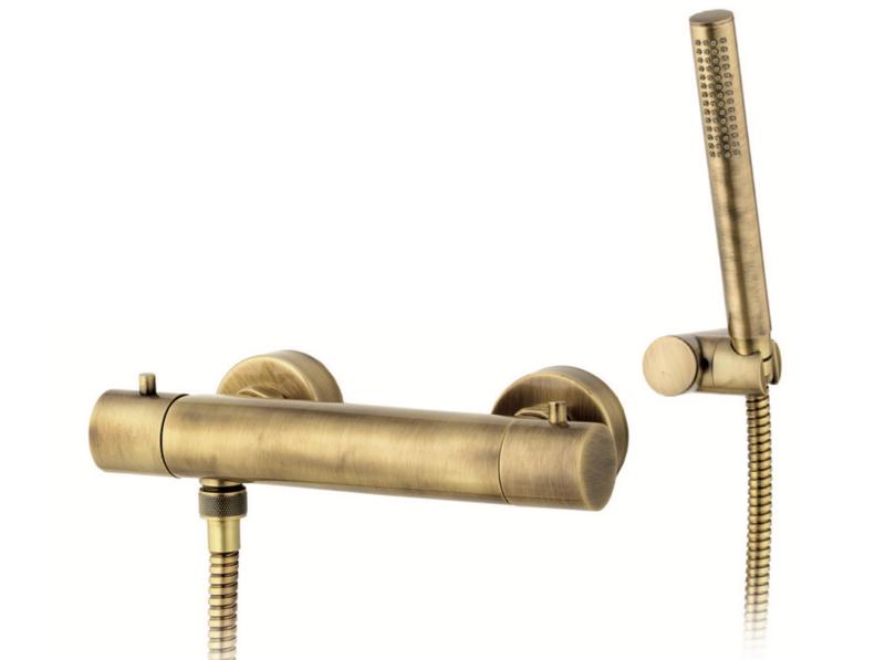 Thermostatic shower mixer with Izas shower equipment