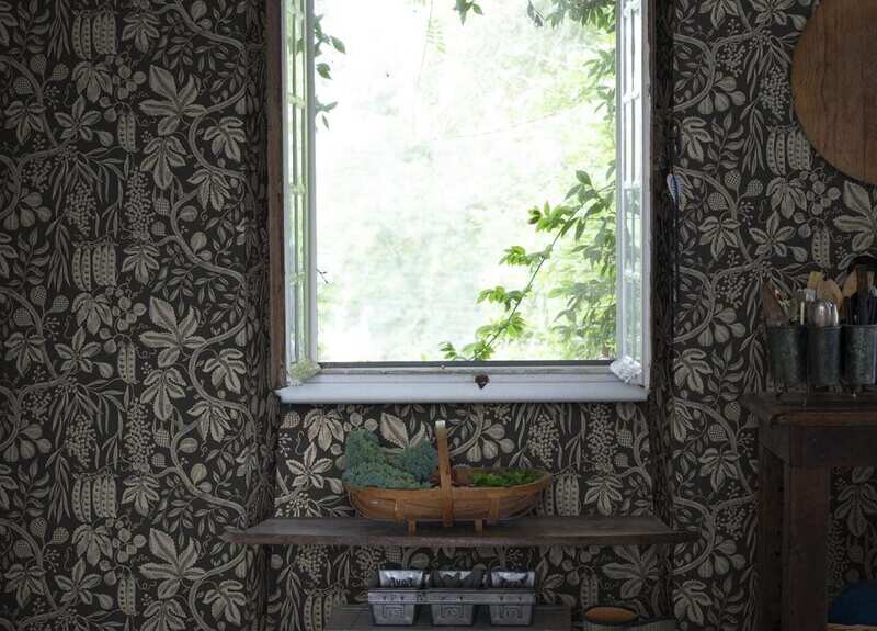 Fig garden charcoal