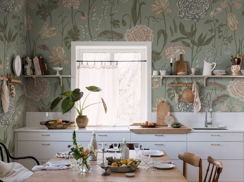 Aurelie Mural, Light Blue