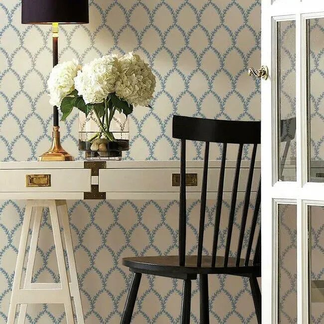 Laurel Blue&amp;White