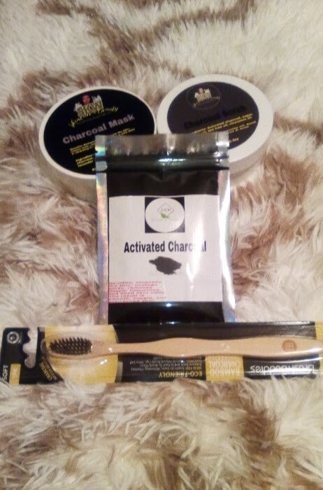 Detoxing charcoal bundle