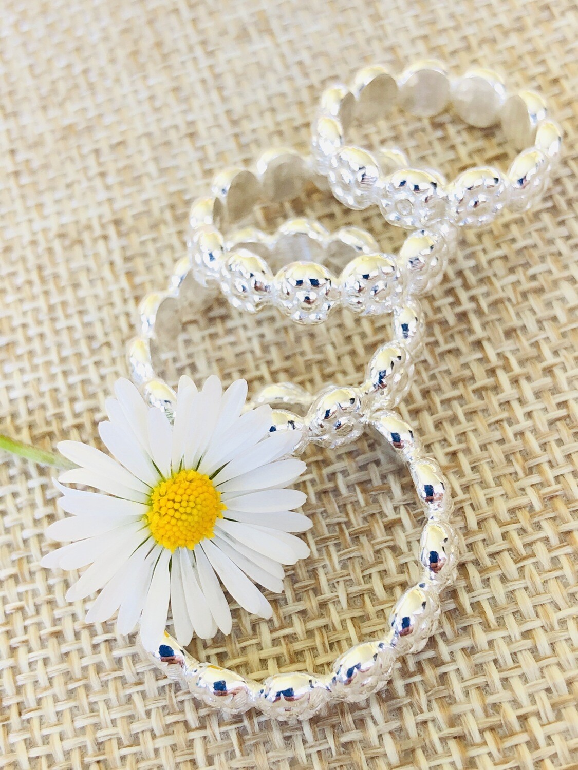 Ring: Daisies