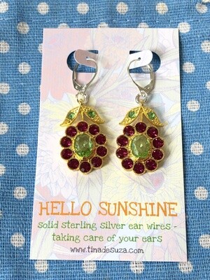 Earrings: retro wildflowers