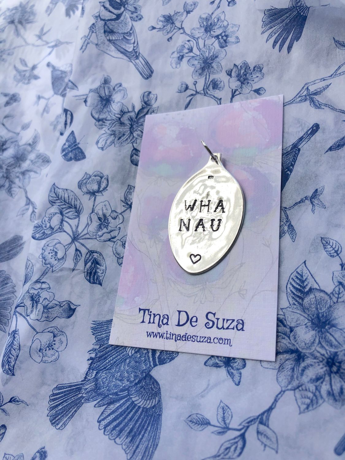 Sterling Tag - WHANAU &lt;3 (family)