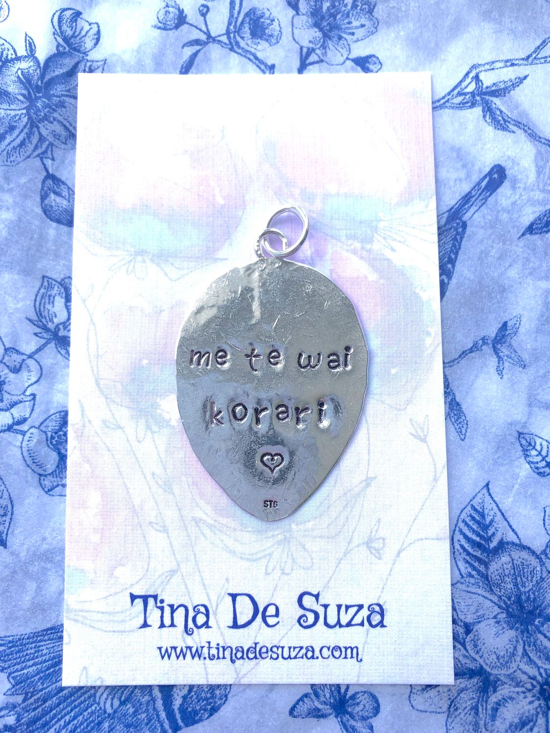 Sterling Tag - ME TE WAI KORARI &lt;3 (sweet as honey)