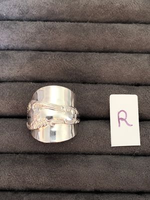 Saddle in Sterling - size R (with initial H engraved)