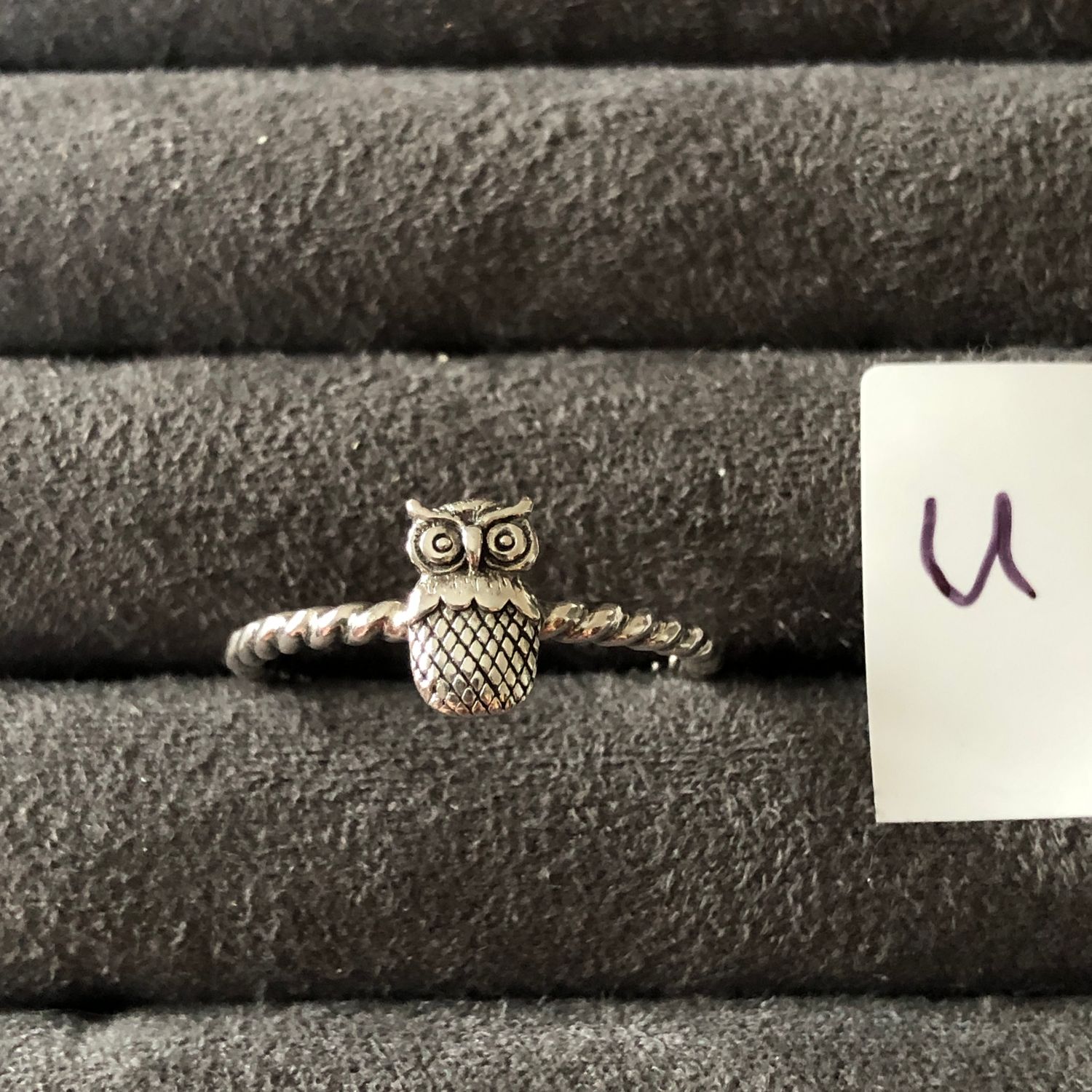 Charm ring: size U - owl