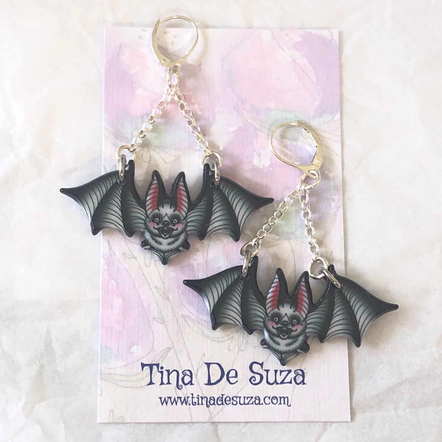 Big eared bat - black