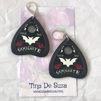 Ouija planchettes