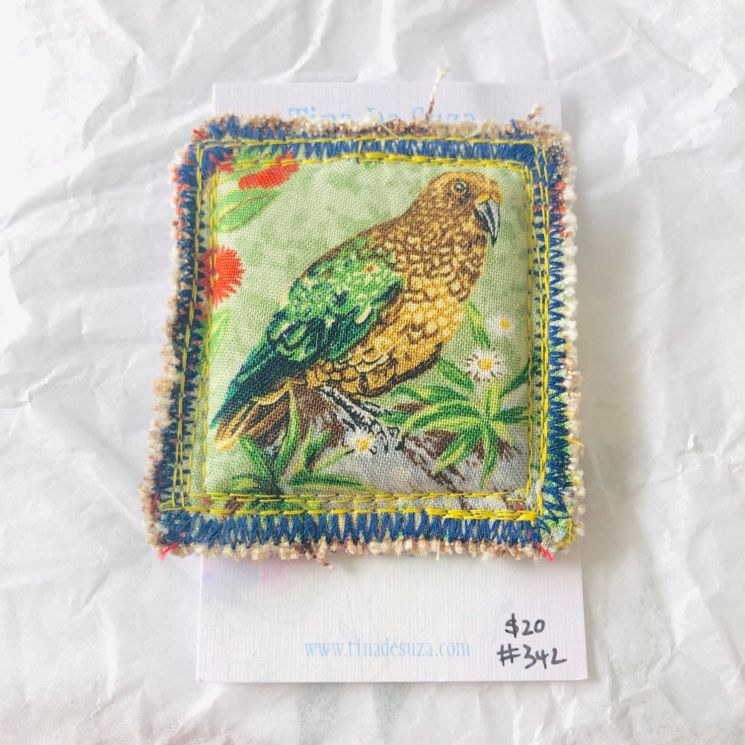 Brooch: Sewn fabric - kea