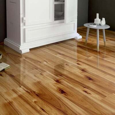 Easy Touch 8mm Hickory Bravo High Gloss Laminate Flooring