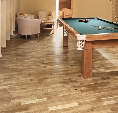 Manor 14mm X 180mm Rustic Oak 3 Strip Lacquered Engineered Real Wood Flooring 