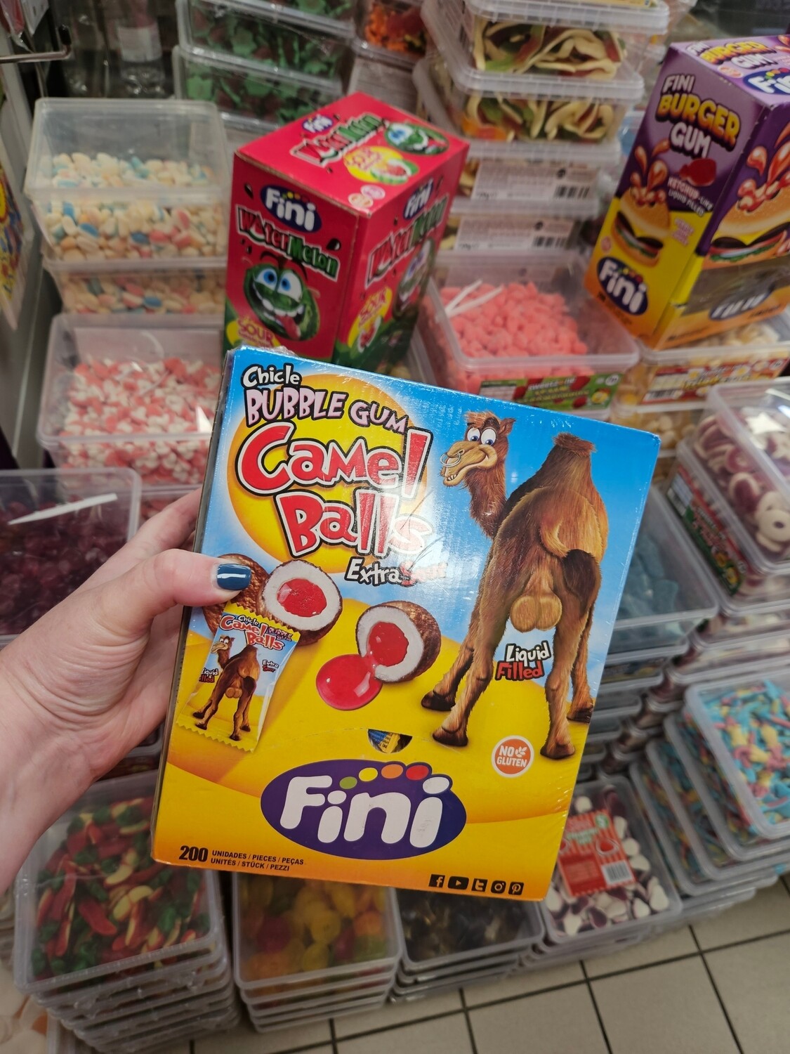 Fini camel balls