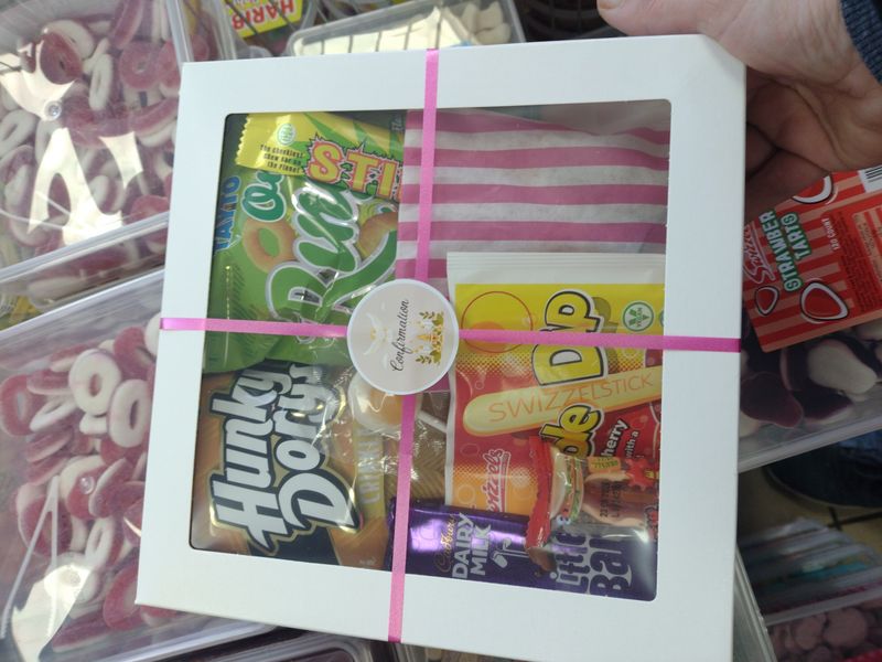 Confirmation Graze box pink