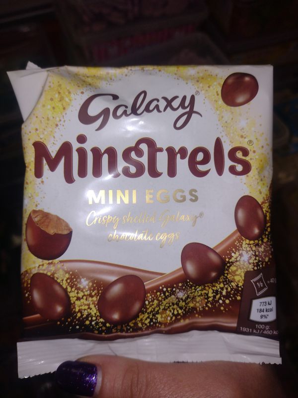 Galaxy minstrels mini eggs