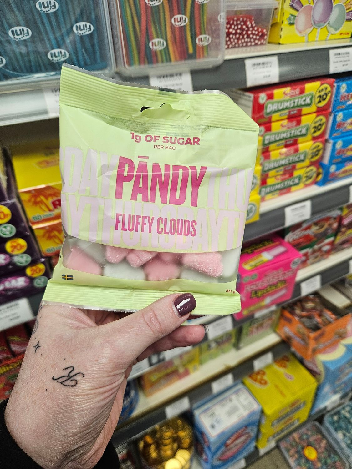 PANDY fluffy clouds