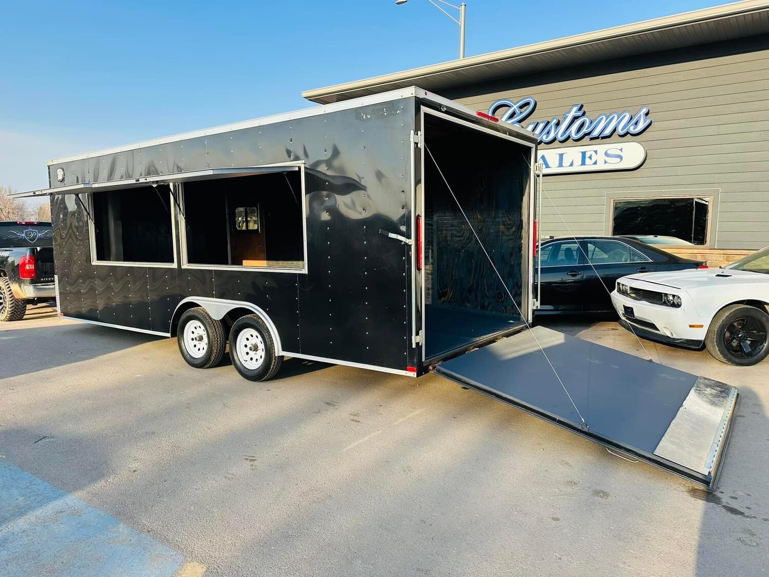 2015 DOOLITTLE ENCLOSED TRAILER