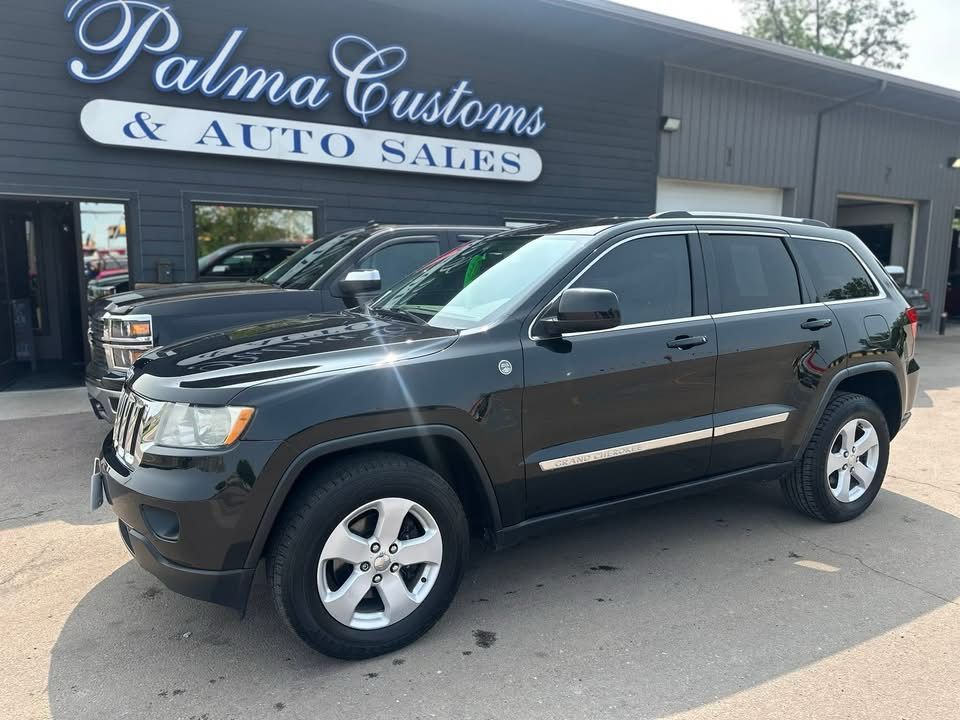 2011 JEEP GRAND CHEROKEE LAREDO