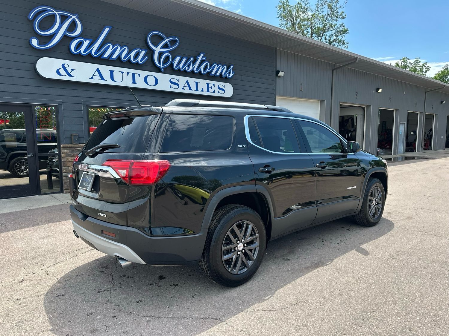 2017 GMC ACADIA SLT-1