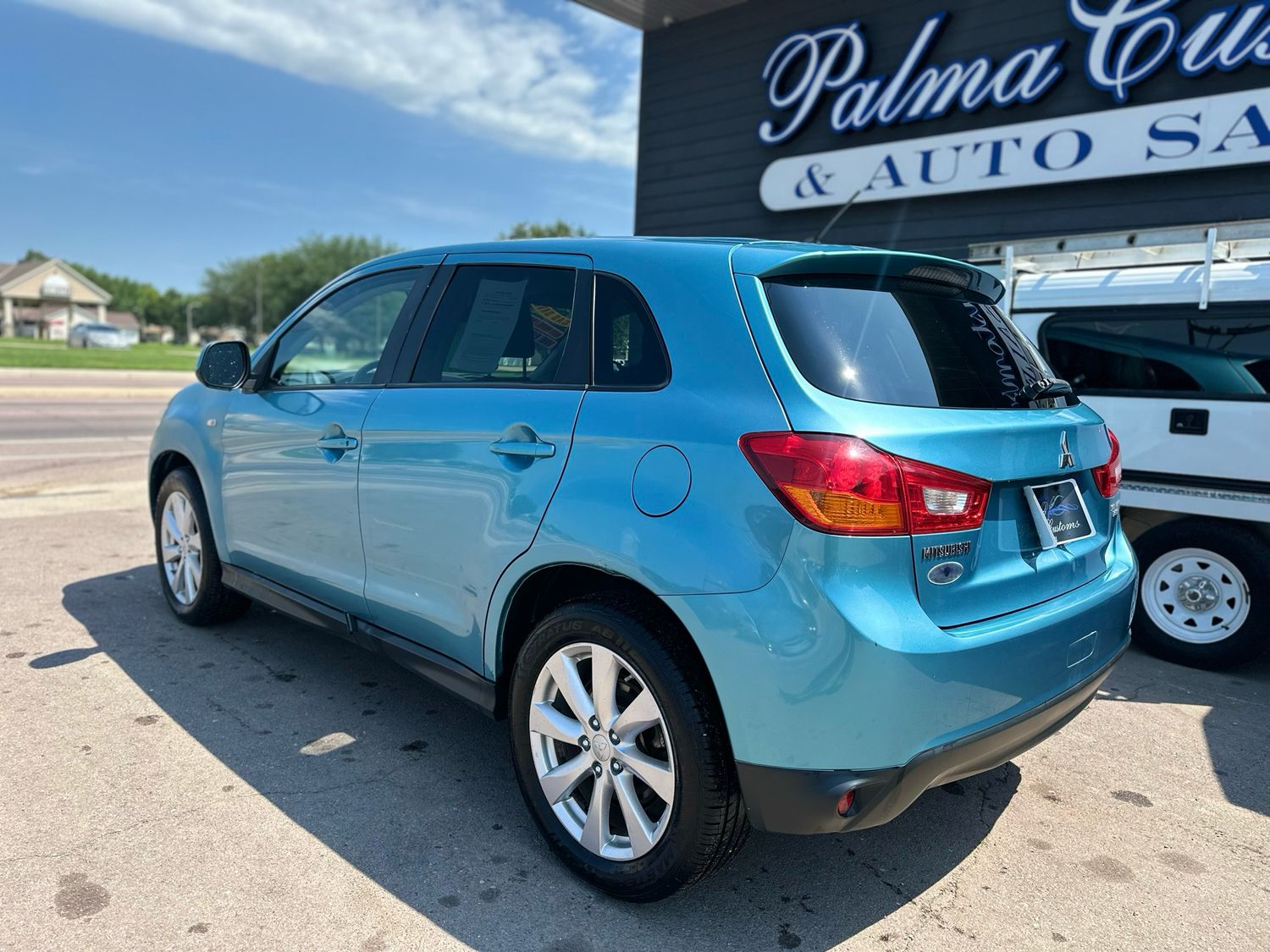 2014 MITSUBISHI OUTLANDER ES