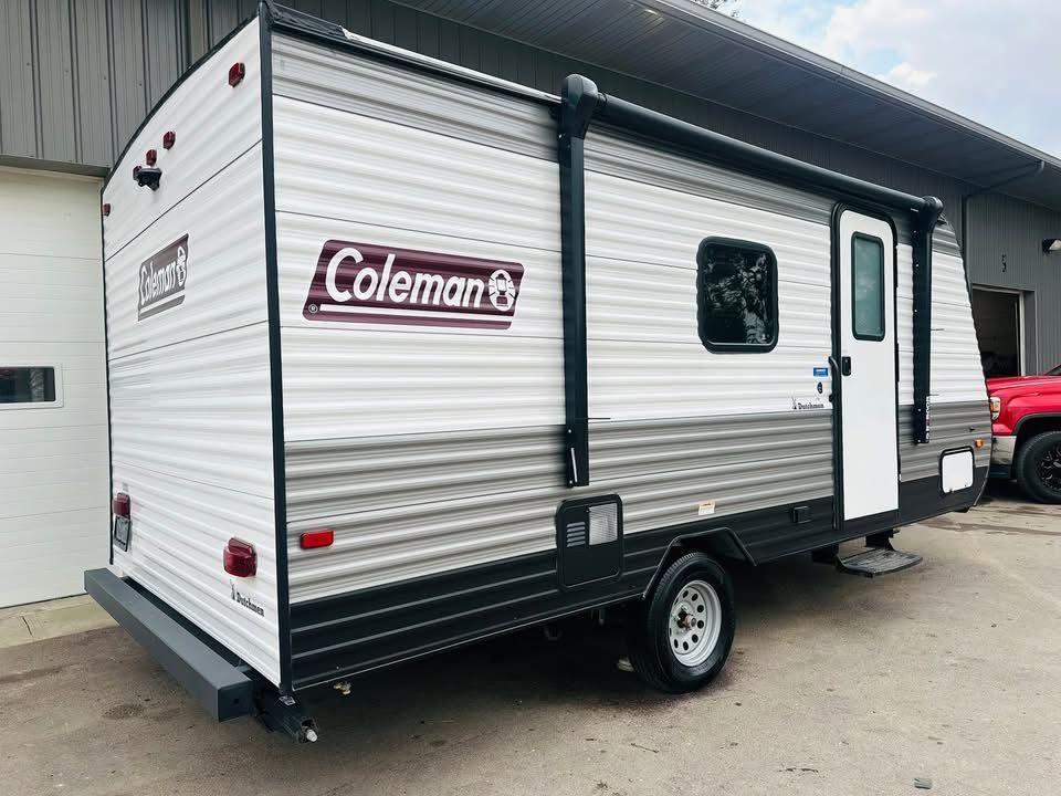 2022 DUTCHMEN COLEMAN CAMPER