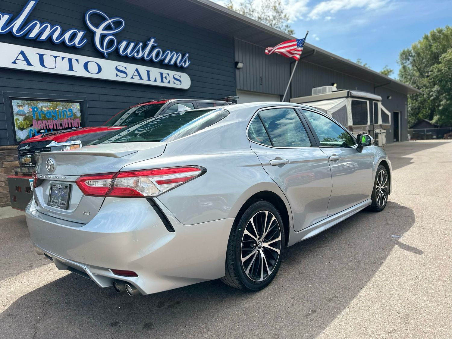 2020 TOYOTA CAMRY SE