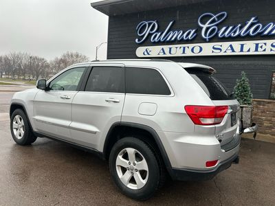 2011 JEEP GRAND CHEROKEE LAREDO