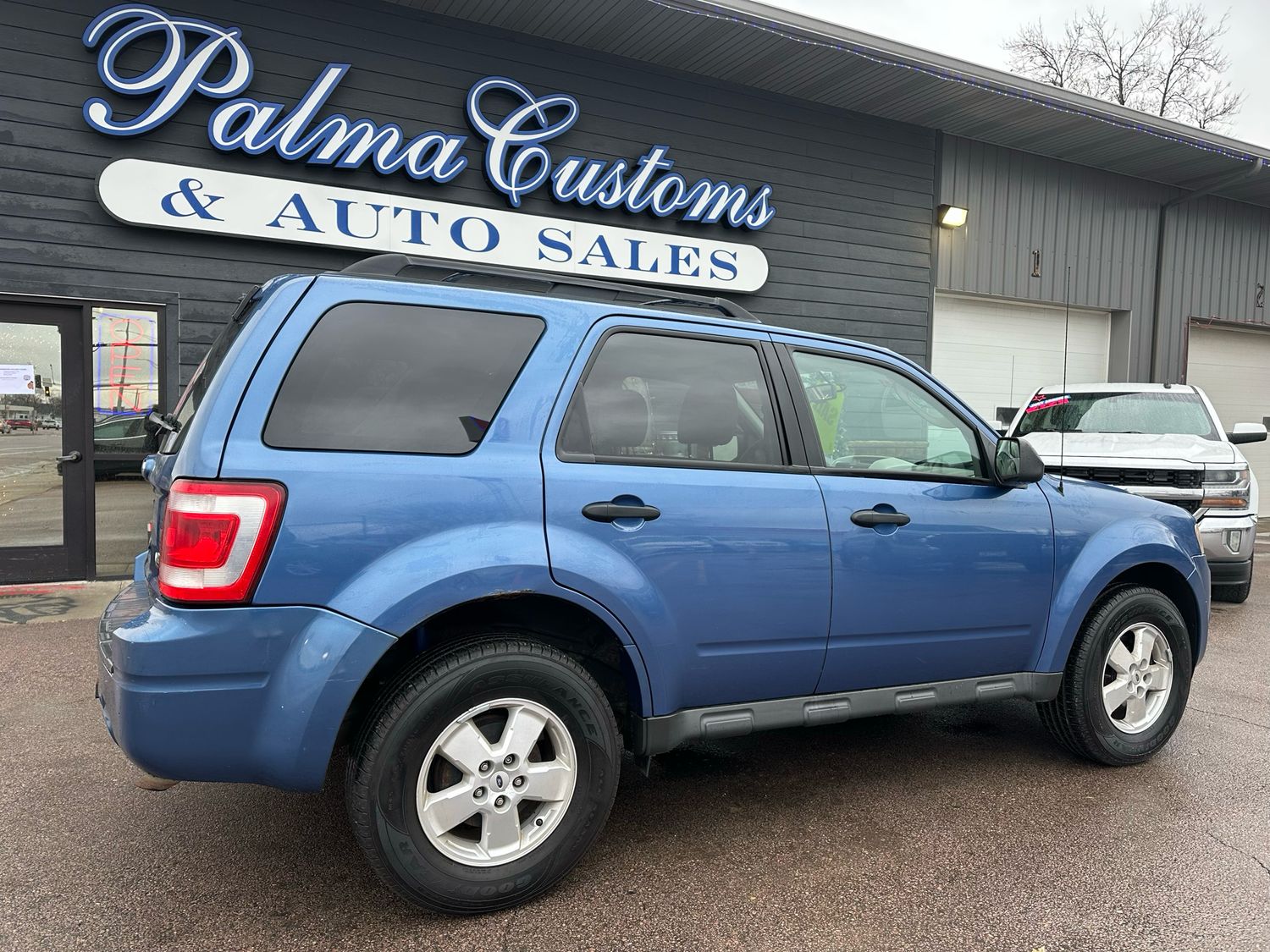 2010 FORD ESCAPE XLT