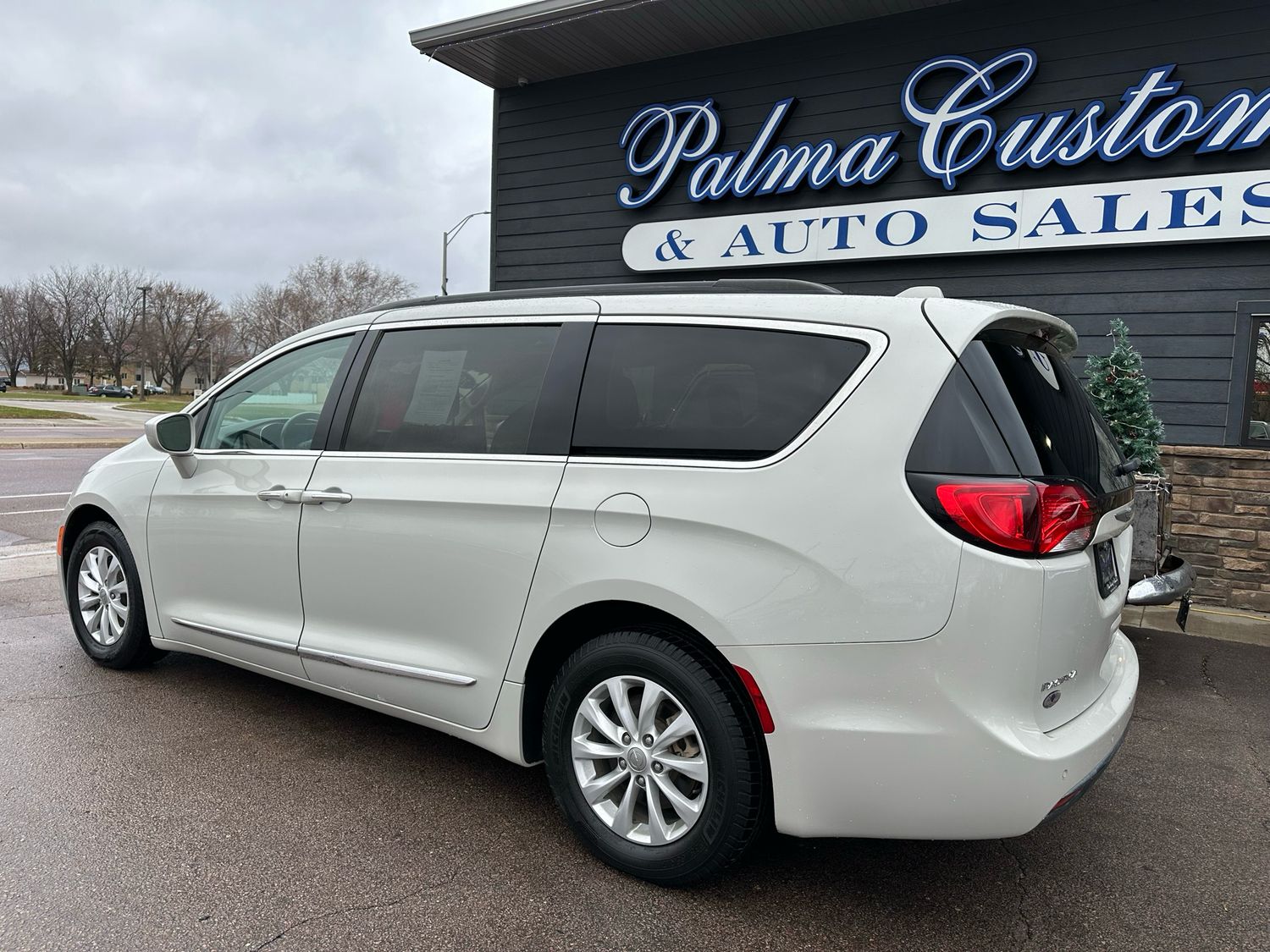 2017 CHRYSLER PACIFICA TOURING L